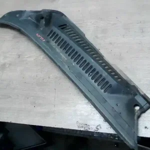 Árengedmény PEUGEOT BOXER 02-06 Bal levélrács bontott alkatrész