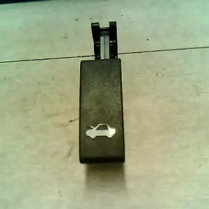 Árengedmény PEUGEOT BOXER 02-06 Motorháztető nyitó kar bontott alkatrész