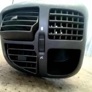 Árengedmény PEUGEOT BOXER 02-06 Szellőző bal bontott alkatrész