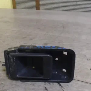 Vedd meg online PEUGEOT BOXER 94-02 Jobb hátsó belső kilincs 4 ajtós bontott alkatrész