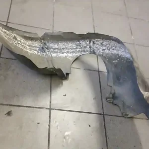 Utolsó esély PEUGEOT EXPERT 1995.09.01-2003.12.31 Bal első első kerékjárati dobbetét bontott alkatrész