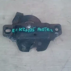 Vedd meg most PEUGEOT PARTNER -02 Bal alsó csomagtérajtó zárkétfelé nyíló ajtós bontott alkatrész