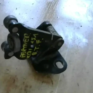 Vedd meg online PEUGEOT PARTNER -02 Tolóajtó oldalajtó görgő bontott alkatrész