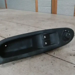 RENAULT CLIO 01-06 Ablakemelő és tükör állító kapcsoló bontott alkatrész Utolsó esély