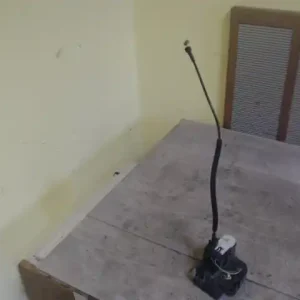 Ajánlat RENAULT CLIO 01-06 Bal első ajtó zárszerkezet központi záras 5 ajtós bontott alkatrész