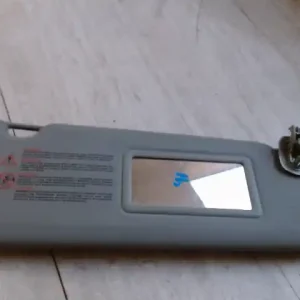 Akció RENAULT CLIO 01-06 Jobb napellenző bontott alkatrész