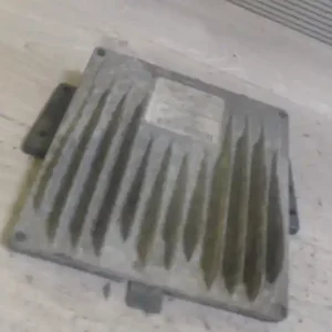 Akciós ár RENAULT CLIO 01-06 Motorvezérlő egység ecu pcm modul 1.5 d bontott alkatrész