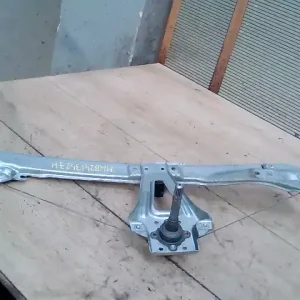 Szuper ajánlat RENAULT CLIO 06-09 Jobb hátsó ablakemelő szerkezet mechanikus bontott alkatrész