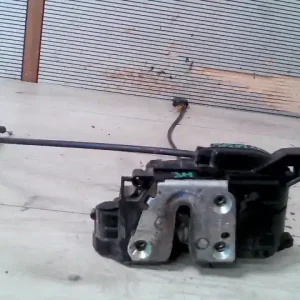 Árcsökkenés RENAULT CLIO 06-09 Jobb hátsó ajtó zárszerkezet központi záras bontott alkatrész