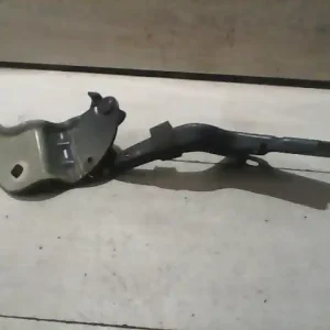 Azonnal elérhető RENAULT CLIO 06-09 Motorháztető jobb zsanér bontott alkatrész