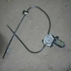 Szuper ajánlat RENAULT CLIO 90-96 Bal első ablakemelő szerkezet elektromosbontott alkatrész