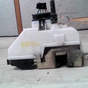 Árcsökkenés RENAULT CLIO 90-96 Bal első ajtó zárszerkezet központi záras bontott alkatrész