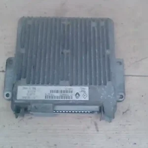 Árengedmény RENAULT CLIO 96-98 Motorvezérlő egység ecu pcm modul 1.1i bontott alkatrész