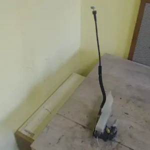 Szuper akció RENAULT CLIO 98-01 Bal első ajtó zárszerkezet központi záras 5 ajtós bontott alkatrész