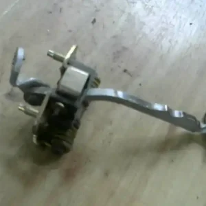 Árengedmény RENAULT CLIO 98-01 Jobb hátsó ajtóhatároló bontott alkatrész