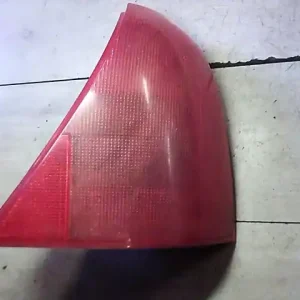 Vedd meg most RENAULT CLIO 98-01 Jobb hátsó lámpa bontott alkatrész