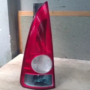 Vedd meg online RENAULT ESPACE 02.11.01-06.02.28 Bal hátsó lámpa 5 ajtós bontott alkatrész