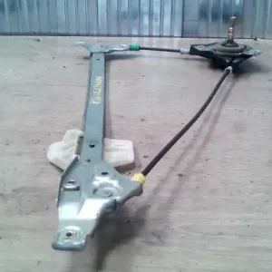 Ajánlat RENAULT ESPACE 96.12-00.09 Bal hátsó ablakemelő szerkezet mechanikus bontott alkatrész