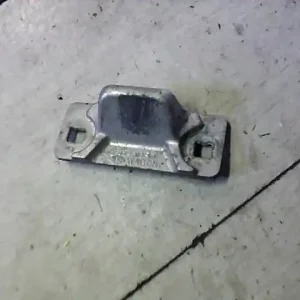 Akció RENAULT KANGOO 08.02.01-13.06.30 Zárütköző bontott alkatrész