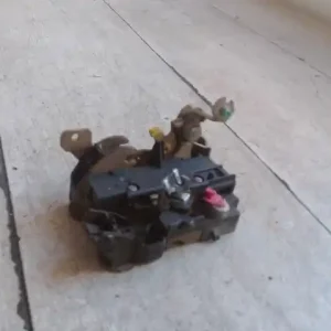 Azonnal elérhető RENAULT Kangoo 2003.01 - 2008.01 Bal első ajtó zárszerkezet mechanikus bontott alkatrész