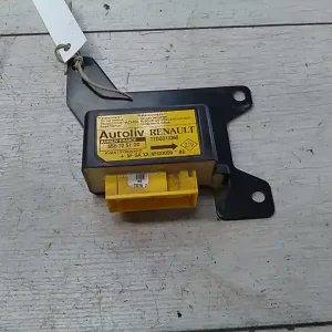 Árcsökkenés RENAULT KANGOO 97-03 Légzsák indító elektronika bontott alkatrész