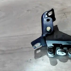 Szuper akció RENAULT KANGOO 97-03 Tolóajtó oldalajtó görgő hátsó bontott alkatrész