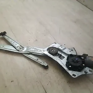 Azonnali szállítás RENAULT LAGUNA Bal első ablakemelő szerkezet elektromos bontott alkatrész