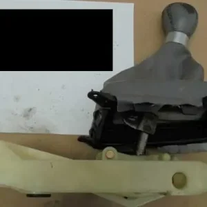 Olcsóbb MAZDA 6 02-05 Váltókar manuális bontott alkatrész