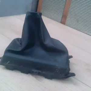 MAZDA 6 02-05 Váltószoknya bontott alkatrész Gyors kiszállítás