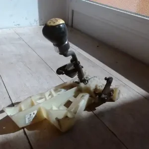 MAZDA 6 05-08 Váltó kulissza 2.0d bontott alkatrész Azonnali szállítás