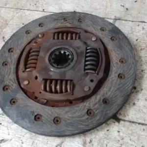 MERCEDES 207 Kuplung tárcsa 3.0 d bontott alkatrész Olcsó