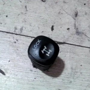 MAZDA Tribute 2001.01.01-2007.12.31 Differenciálműzár kapcsoló bontott alkatrész Azonnali szállítás