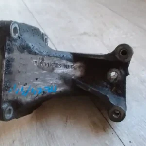 MERCEDES E (W210) 99.07.01-02.04.30 Tartóbak bontott alkatrész Árengedmény