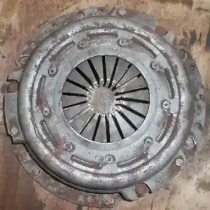 MITSUBISHI CARISMA 95.05-99.07 Kuplung szerkezet bontott alkatrész Azonnal elérhető