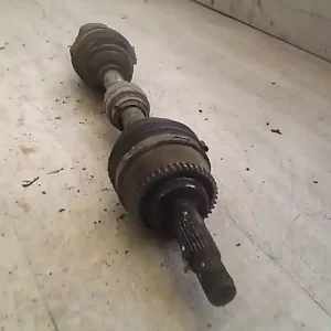 MITSUBISHI CARISMA 99.08- Bal első féltengely 1.8i bontott alkatrész Azonnal elérhető