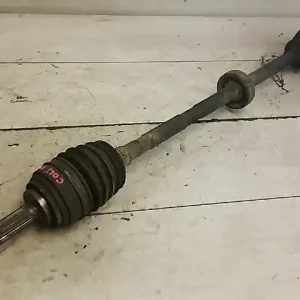 Gyors kiszállítás MITSUBISHI COLT 96-98 Bal első féltengely 1.3i bontott alkatrész