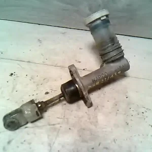 MITSUBISHI L200 Kuplung munkahenger felső bontott alkatrész Alacsony ár