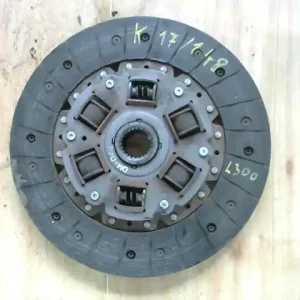 Kihagyhatatlan ajánlat MITSUBISHI L300 88-95 Kuplung tárcsa bontott alkatrész