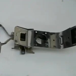 Árengedmény MITSUBISHI L300 88-95 Pedálsor fék és kuplungpedál bontott alkatrész