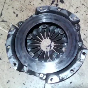 MITSUBISHI LANCER 96-98 Kuplung szerkezet 1.3i bontott alkatrész Expressz kézbesítés