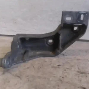 Expressz szállítás NISSAN PRIMERA P12 2001-2007 Tartóbak 1.9 dci bontott alkatrész