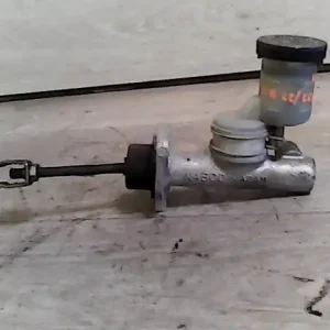 Szuper akció NISSAN VANETTE CARGO Kuplung munkahenger felső bontott alkatrész