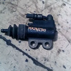 Vedd meg most NISSAN X-TRAIL T30 2001.06.01-2007.02.28 Kuplung munkahenger 2.2dci alsó bontott alkatrész