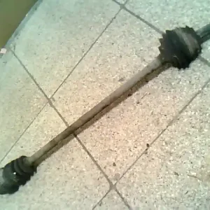 Csak ma OPEL ASTRA F 91-94 Jobb első féltengely 1.4 i, 8 v, nem abs-es bontott alkatrész