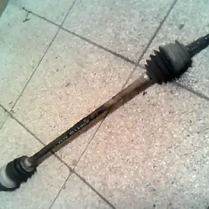 Vedd meg most OPEL ASTRA F 94-02 Jobb első féltengely 1.4 i, 8 v, nem abs-es bontott alkatrész