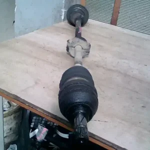 Expressz szállítás OPEL ASTRA F 94-02 Jobb első féltengely 1.4i bontott alkatrész