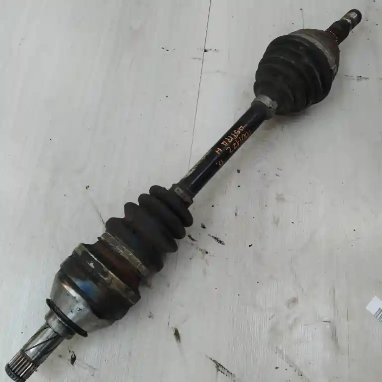 Végkiárusítás OPEL ASTRA H 04-10 Bal első féltengely 1.4i bontott alkatrész