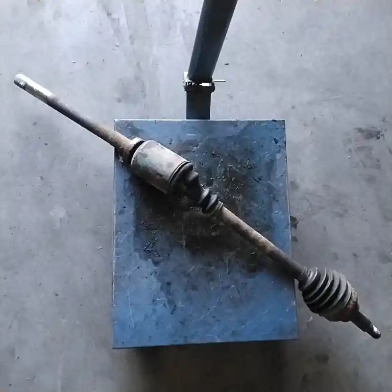 Alacsony ár OPEL VIVARO 01-06 Jobb első féltengely bontott alkatrész