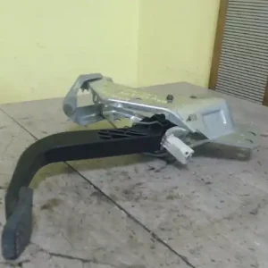 Akciós ár OPEL Zafira 98.09.01-05.08.31 Kuplung pedál 2.0 d bontott alkatrész