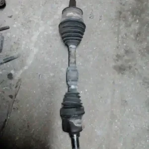 Gyors szállítás PLYMOUTH VOYAGER 96-01 Bal első féltengely bontott alkatrész